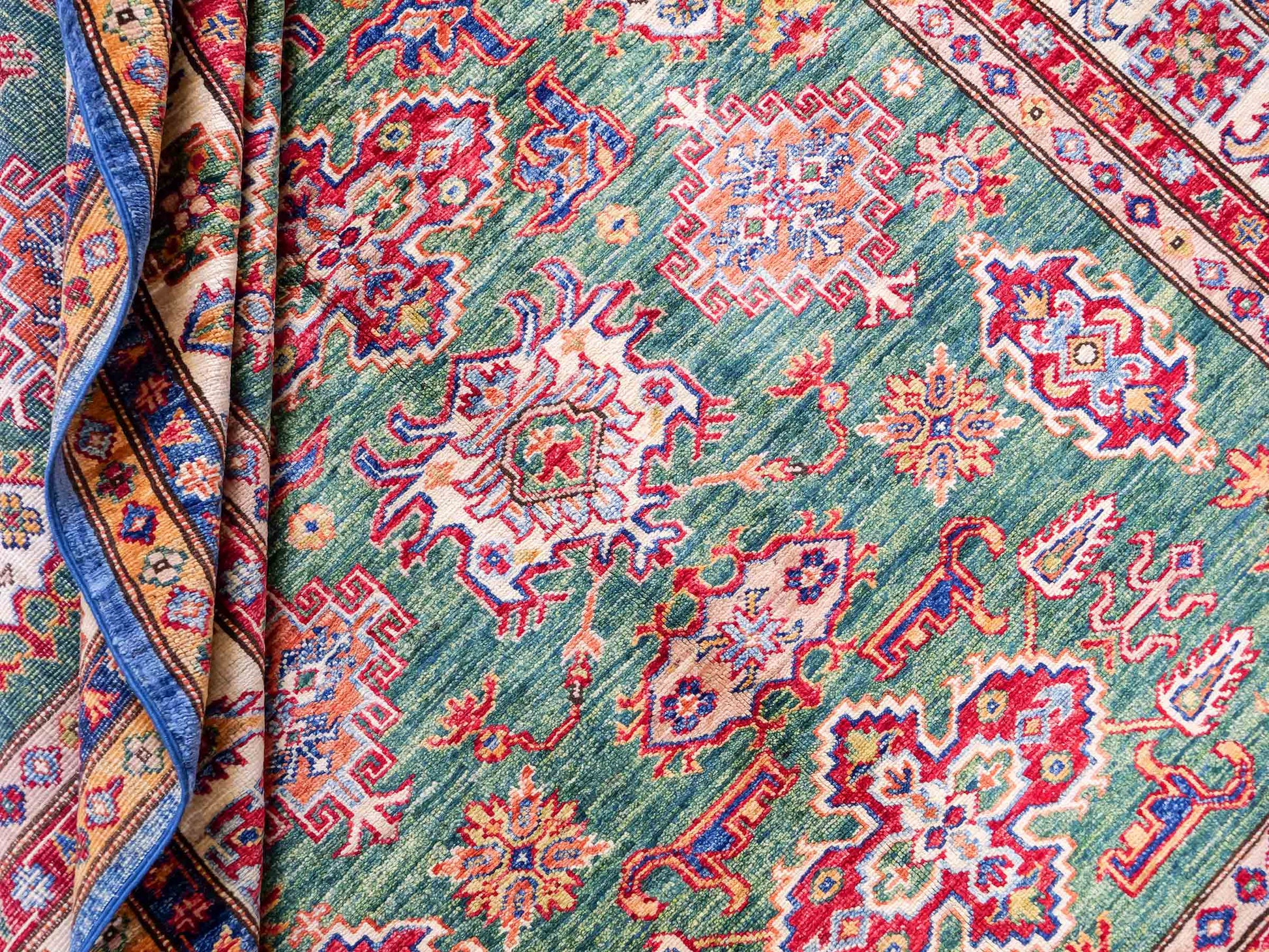 Handgeknüpfter, afghanischer Ziegler Orientteppich aus Wolle von Khademi. Größe: 206 x 150 cm. Farbe: Grün. Verkauf durch JUPITER Intl.
