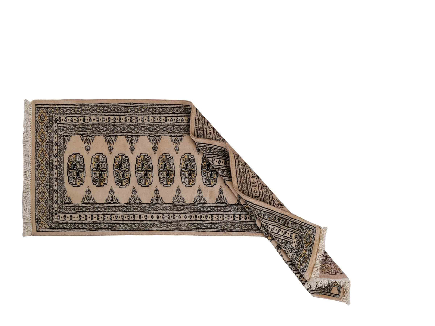 Handgeknüpfter Pakistani Bukhara Läufer-Orientteppich von Khademi aus Wolle, rosa. Klassisches, geometrisches Allover-Design. Traditionell von Hand geknüpft in Pakistan. Größe: 175 cm x 62 cm. Teppichnummer: RB3-1067. Verkauf durch Jupiter Intl.