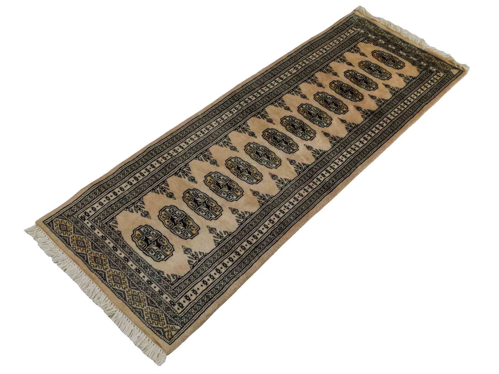 Handgeknüpfter Pakistani Bukhara Läufer-Orientteppich von Khademi aus Wolle, rosa. Klassisches, geometrisches Allover-Design. Traditionell von Hand geknüpft in Pakistan. Größe: 175 cm x 62 cm. Teppichnummer: RB3-1067. Verkauf durch Jupiter Intl.