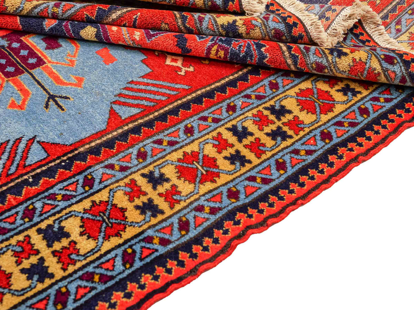 Handgeknüpfter, persischer Ardebil Dorfteppich aus Wolle von Khademi. Farbe: Rot, blau. Größe: 190 x 130 cm. Verkauf durch JUPITER Intl.
