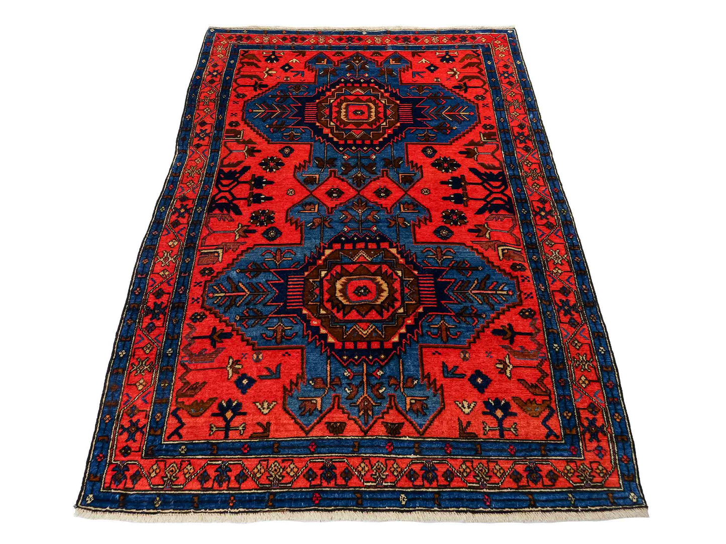 Handgeknüpfter, persischer Malayer Dorfteppich aus Wolle von Khademi. Farbe: Rot, blau. Größe: 187 x 122 cm. Verkauf durch JUPITER Intl.