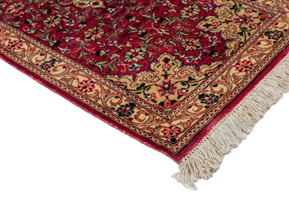 Sehr feiner, hangeknüpfter Ghom Perserteppich von Khademi aus Seide, rosa. 121x39 cm. Verkauf durch Jupiter Intl.