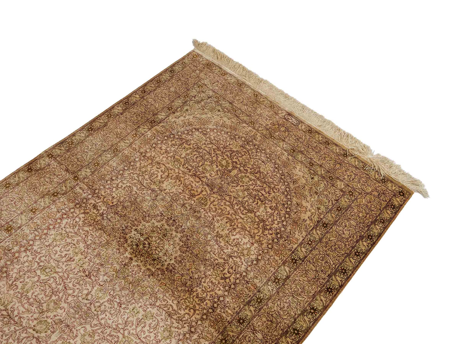 Sehr feiner, handgeknüpfter, persischer Ghom Perserteppich von Khademi aus reiner Seide. Größe 150 x 100 cm. Farbe: Gold, beige, creme. Verkauf durch JUPITER Intl.