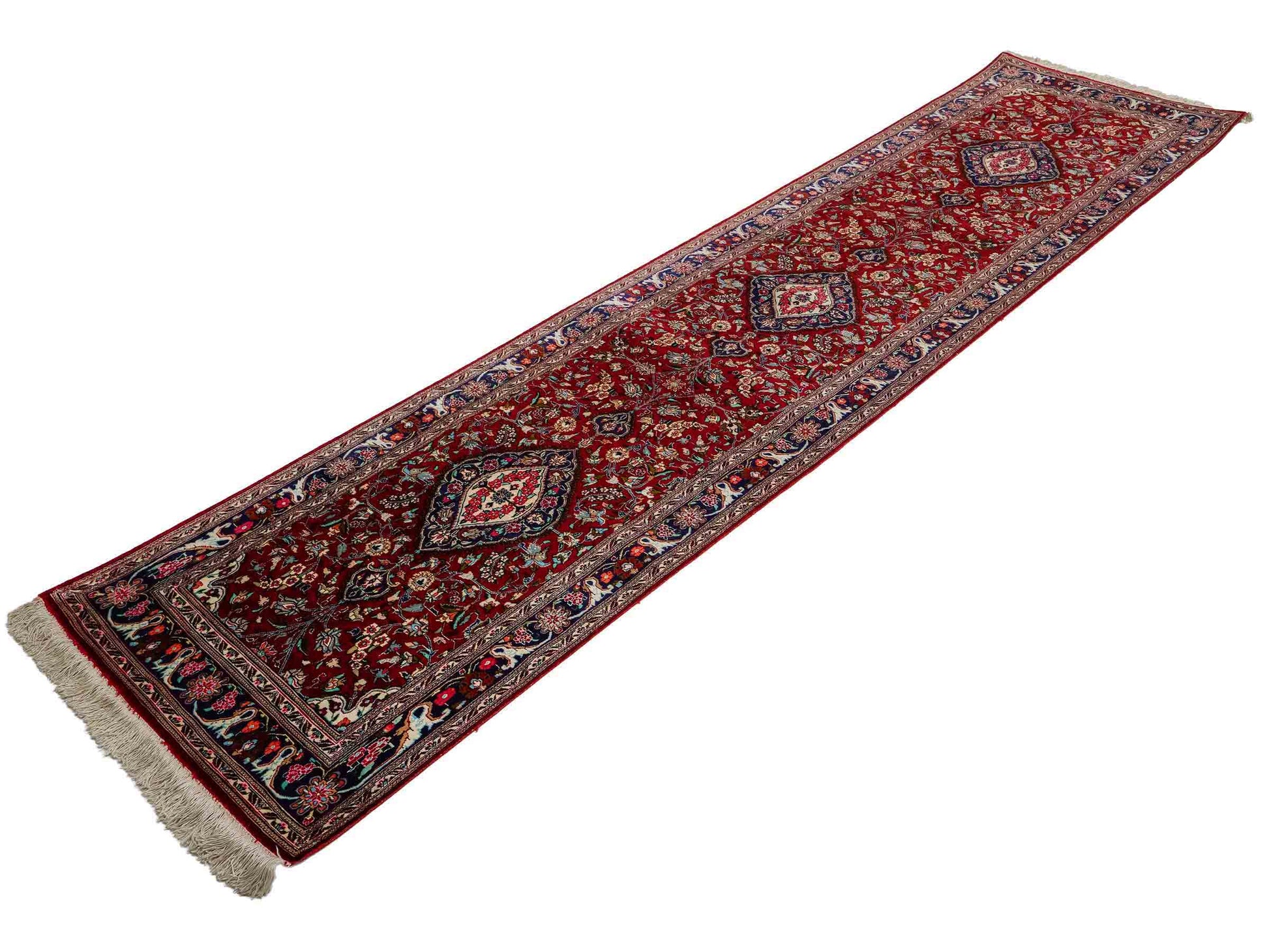 Sehr feiner, handgeknüpfter Khademi Ghom Perserteppich aus Seide, rot. 296x68 cm. Verkauf durch Jupiter Intl.