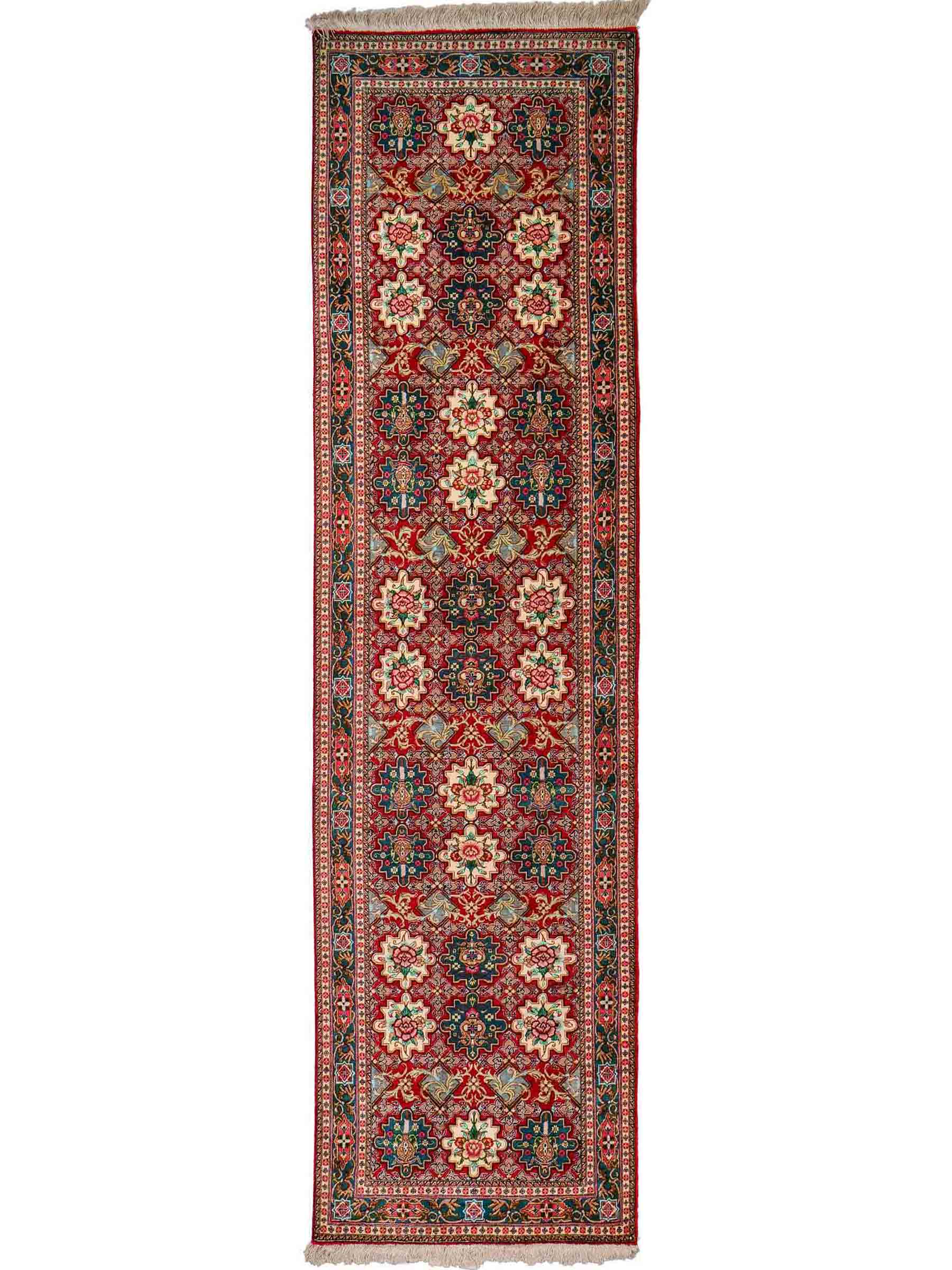 Sehr feiner, handgeknüpfter Ghom Perserteppich aus Seide von Khademi, rot. 297x77 cm. Verkauf durch Jupiter Intl.