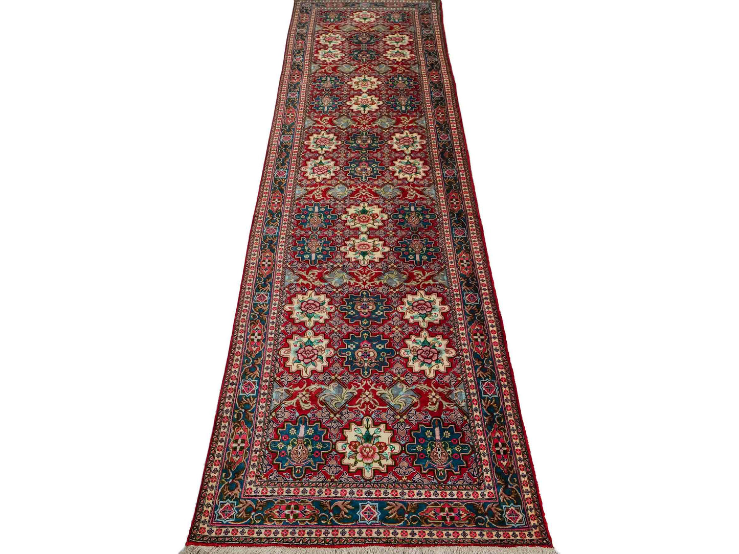 Sehr feiner, handgeknüpfter Ghom Perserteppich aus Seide von Khademi, rot. 297x77 cm. Verkauf durch Jupiter Intl.