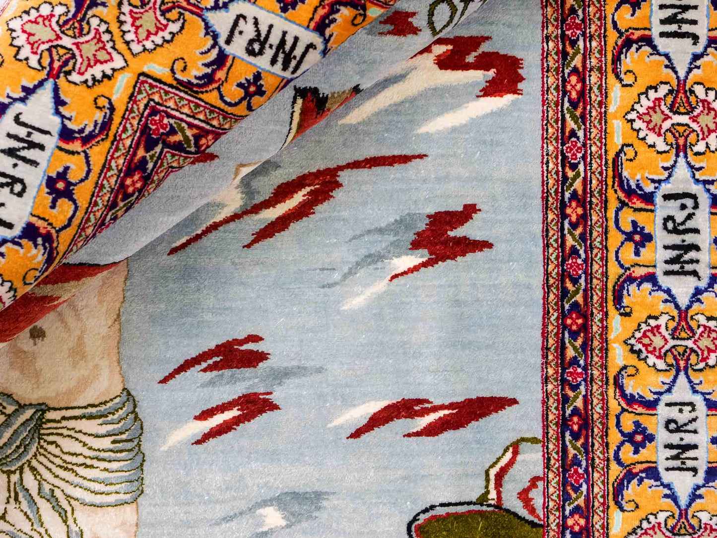 Sehr feiner, handgeknüpfter Ghom Perserteppich aus Seide von Khademi, braun, blau. 150x101 cm. Verkauf durch Jupiter Intl.