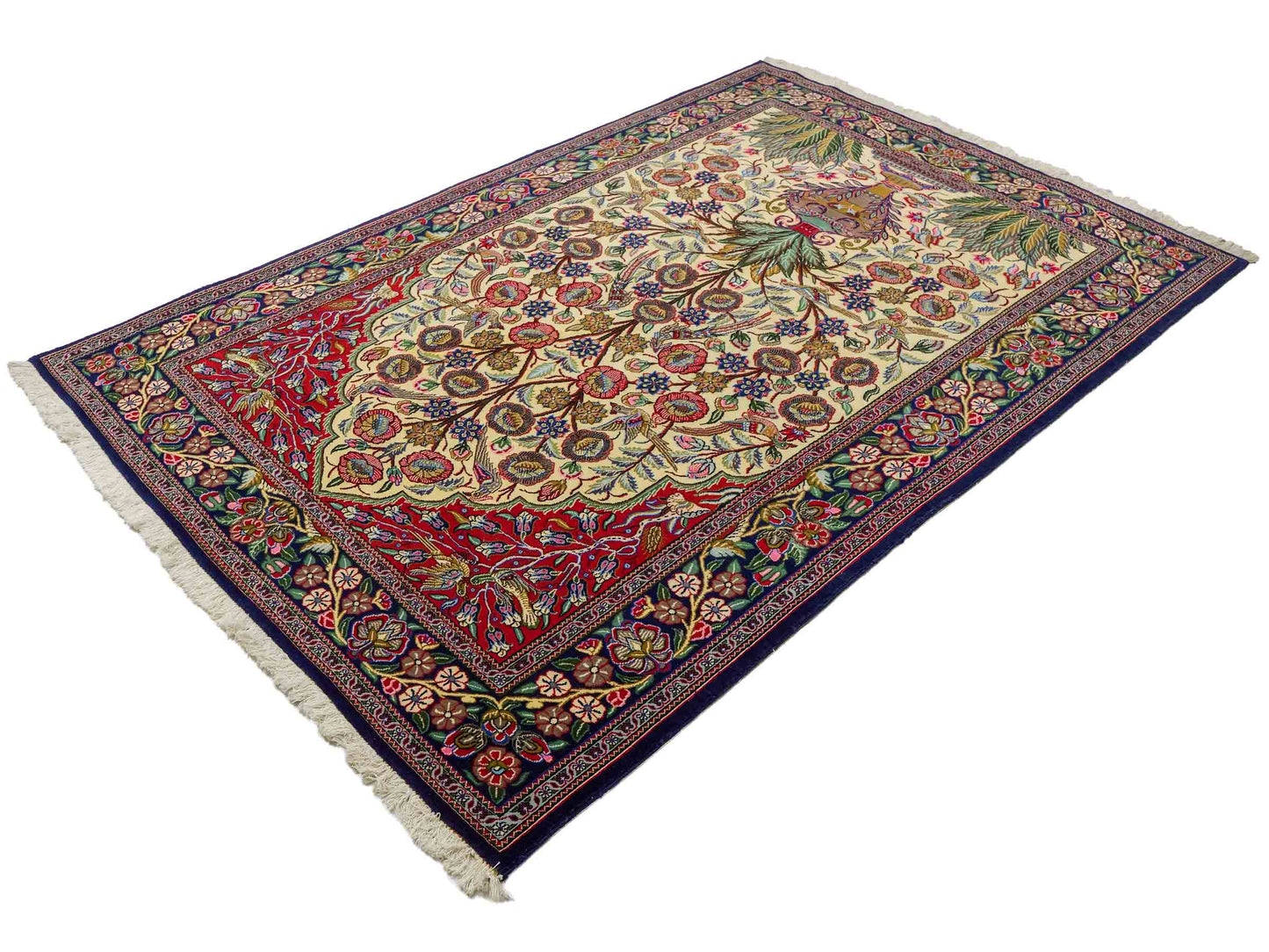 Feiner, handgeknüpfter Ghom Perserteppich aus Wolle von Khademi, creme, blau. 205x139 cm. Verkauf durch Jupiter Intl.