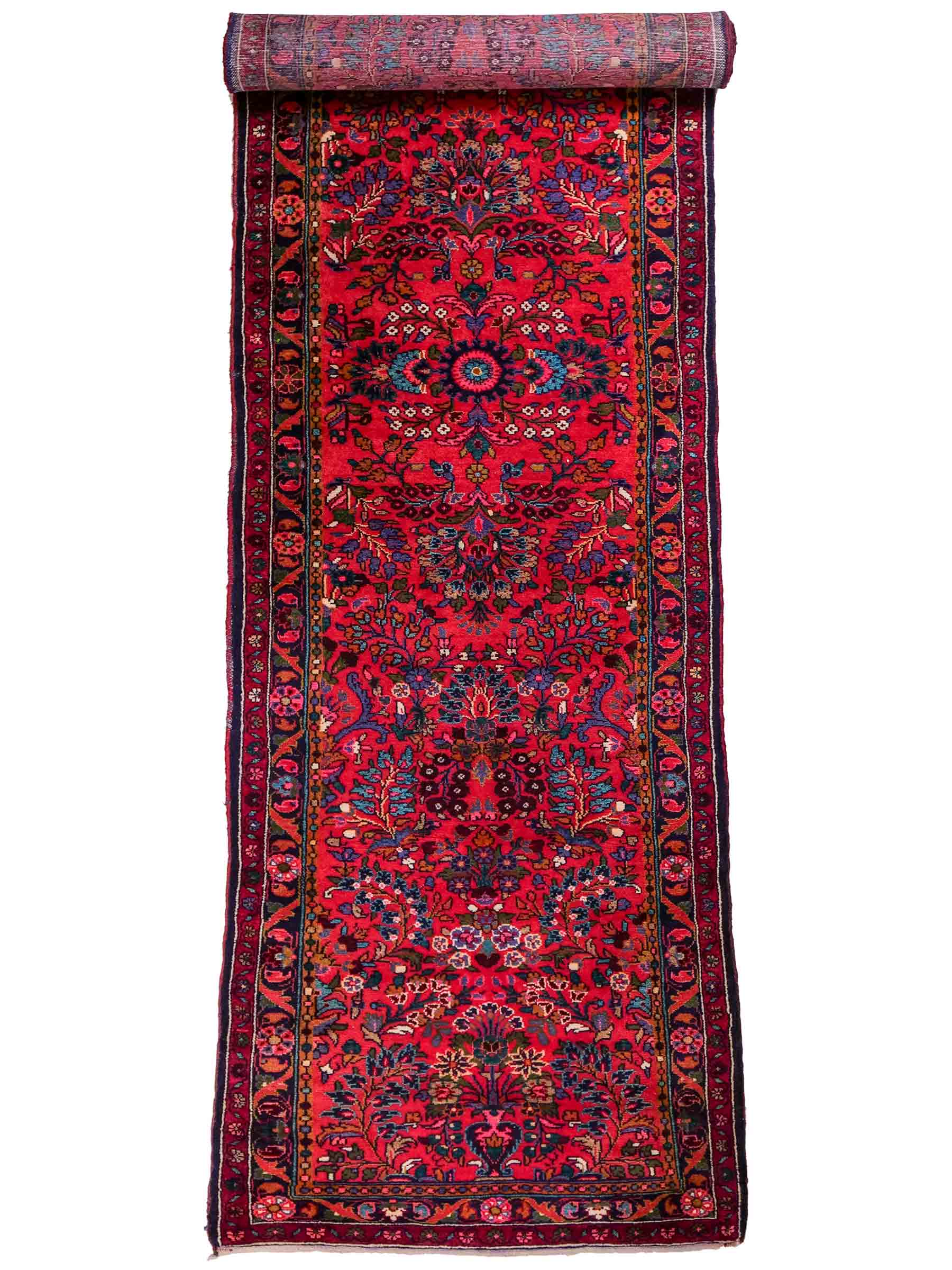 Feiner, handgeknüpfter persischer Hamedan Dorfteppich aus Wolle von Khademi, rot, blau. 4,00 x 1,04 m. Vertrieb durch JUPITER Intl.