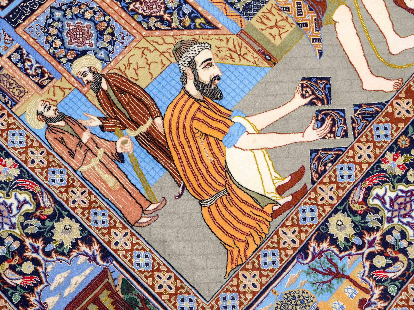 Sehr feiner, handgeknüpfter Khademi Isfahan aus Wolle mit Seide, multicolor. 239x155 cm. Vertrieb durch Jupiter Intl.