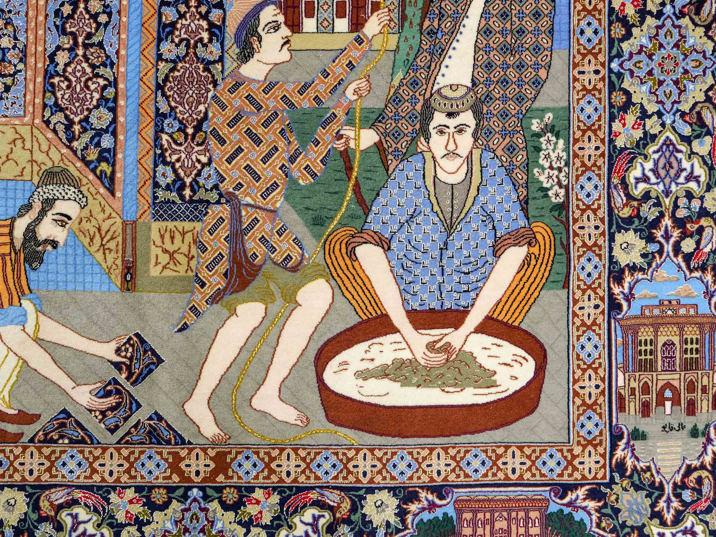 Sehr feiner, handgeknüpfter Khademi Isfahan aus Wolle mit Seide, multicolor. 239x155 cm. Vertrieb durch Jupiter Intl.