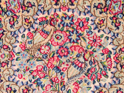 Feiner, handgeknüpfter Kerman Perserteppich aus Wolle von Khademi, creme, beige. 0,54 x 0,54 m. Vertrieb durch JUPITER Intl.