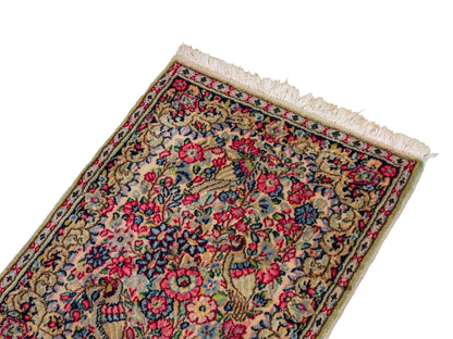 Feiner, handgeknüpfter Kerman Perserteppich aus Wolle von Khademi, creme, beige. 0,70 x 0,56 m. Vertrieb durch JUPITER Intl.