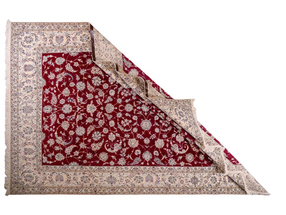Sehr feiner, handgeknüpfter Nain 6La Perserteppich aus Wolle mit Seide von Khademi. Farbe: Cremeweiß, rot. Größe: 312 x 209 cm. Vertrieb durch JUPITER Intl.