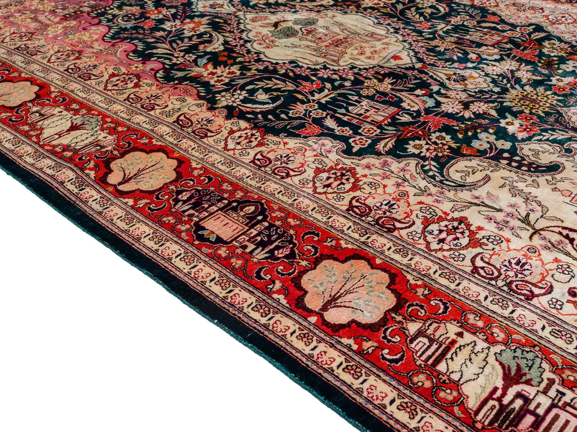 Sehr feiner, handgeknüpfter Ghom Seidenteppich aus reiner Seide mit Medaillon von Khademi. Größe: 198 x 133 cm. Farbe: Grün, orange. RB3-1605. Ursprung: Iran / Persien. Verkauf durch JUPITER Intl.