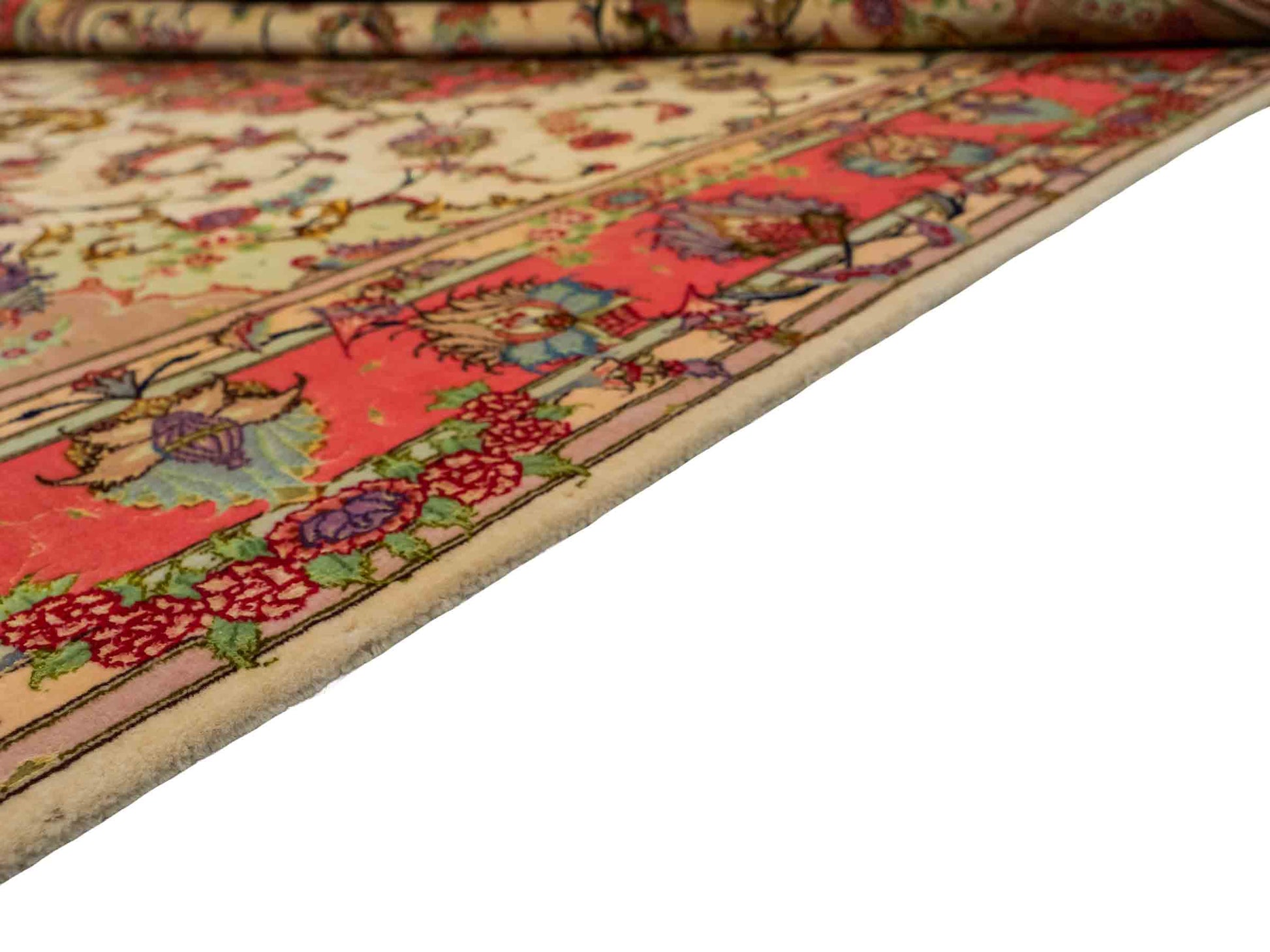 Sehr feiner, handgeknüpfter Khademi Täbriz Perserteppich aus Wolle mit Seide, creme, pink. 201x153 cm. Verkauf durch Jupiter Intl.