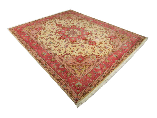 Sehr feiner, handgeknüpfter Khademi Täbriz Perserteppich aus Wolle mit Seide, creme, rosa, pink. 296x246 cm. Verkauf durch Jupiter Intl.