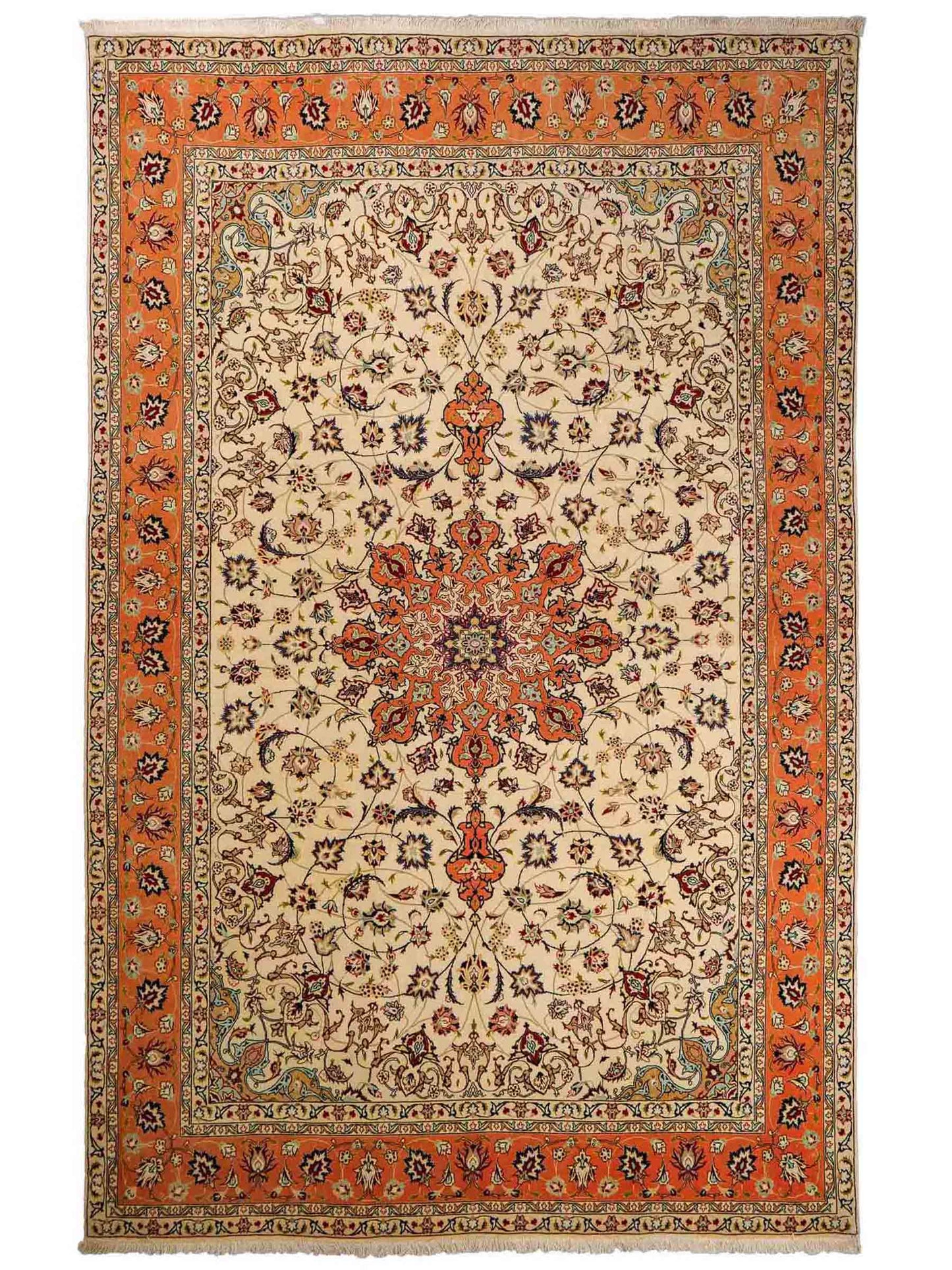Sehr feiner, handgeknüpfter Khademi Täbriz Perserteppich aus Wolle mit Seide, creme, orange. 308x207 cm. Verkauf durch Jupiter Intl.