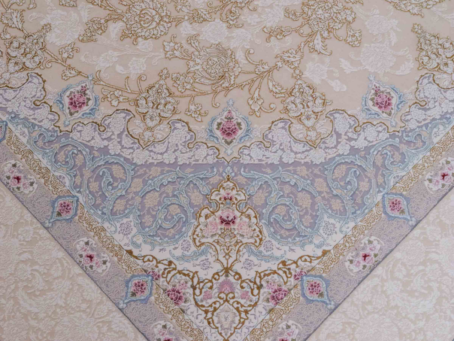 Persischer Maschinenteppich von Khademi aus Acryl, creme, Täbriz-Medaillon-Design, Größe: 300 x 200 cm. Made in Iran. Teppichnummer: KB4-1833. Verkauf durch Jupiter Intl.