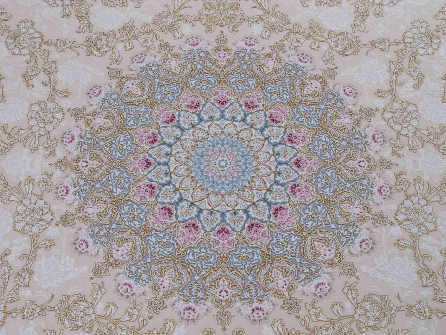 Persischer Maschinenteppich von Khademi aus Acryl, creme, Täbriz-Medaillon-Design, Größe: 300 x 200 cm. Made in Iran. Teppichnummer: KB4-1833. Verkauf durch Jupiter Intl.