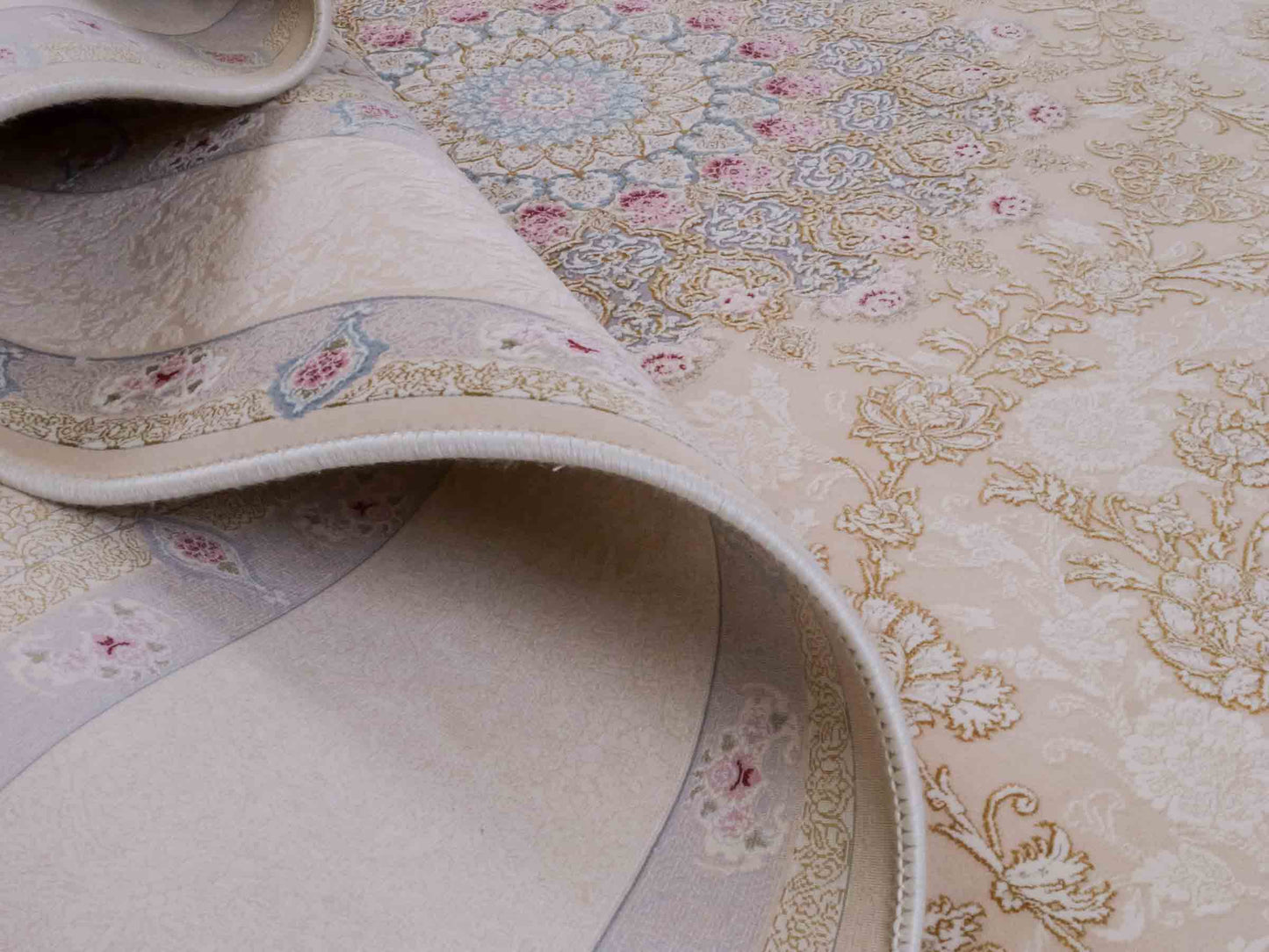 Persischer Maschinenteppich von Khademi aus Acryl, creme, Täbriz-Medaillon-Design, Größe: 300 x 200 cm. Made in Iran. Teppichnummer: KB4-1833. Verkauf durch Jupiter Intl.