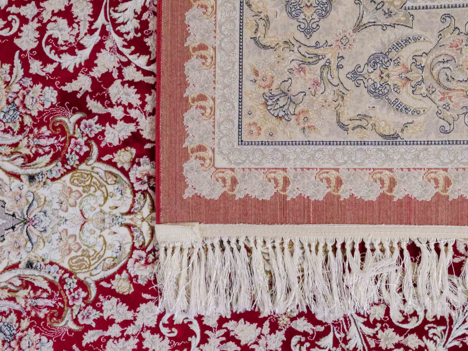 Persischer Maschinenteppich von Khademi aus Acryl, rot, Täbriz-Medaillon-Design, Größe: 300 x 200 cm. Made in Iran. Teppichnummer: KB4-1834. Verkauf durch Jupiter Intl.