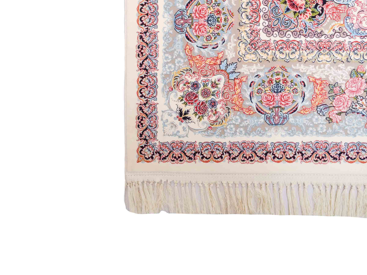 Persischer Maschinenteppich von Khademi aus Acryl, cremeweiß, mit Medaillon, Täbriz-Design, Größe: 350 x 250 cm. Made in Iran. Teppichnummer: KB4-1839. Verkauf durch Jupiter Intl.