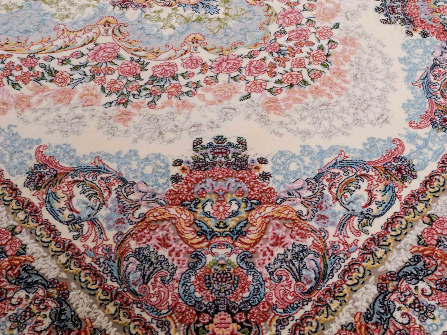 Persischer Läufer-Maschinenteppich von Khademi aus Acryl, creme, Täbriz-Medaillon-Design, Größe: 400 x 100 cm. Made in Iran. Teppichnummer: KB4-1836. Verkauf durch Jupiter Intl.