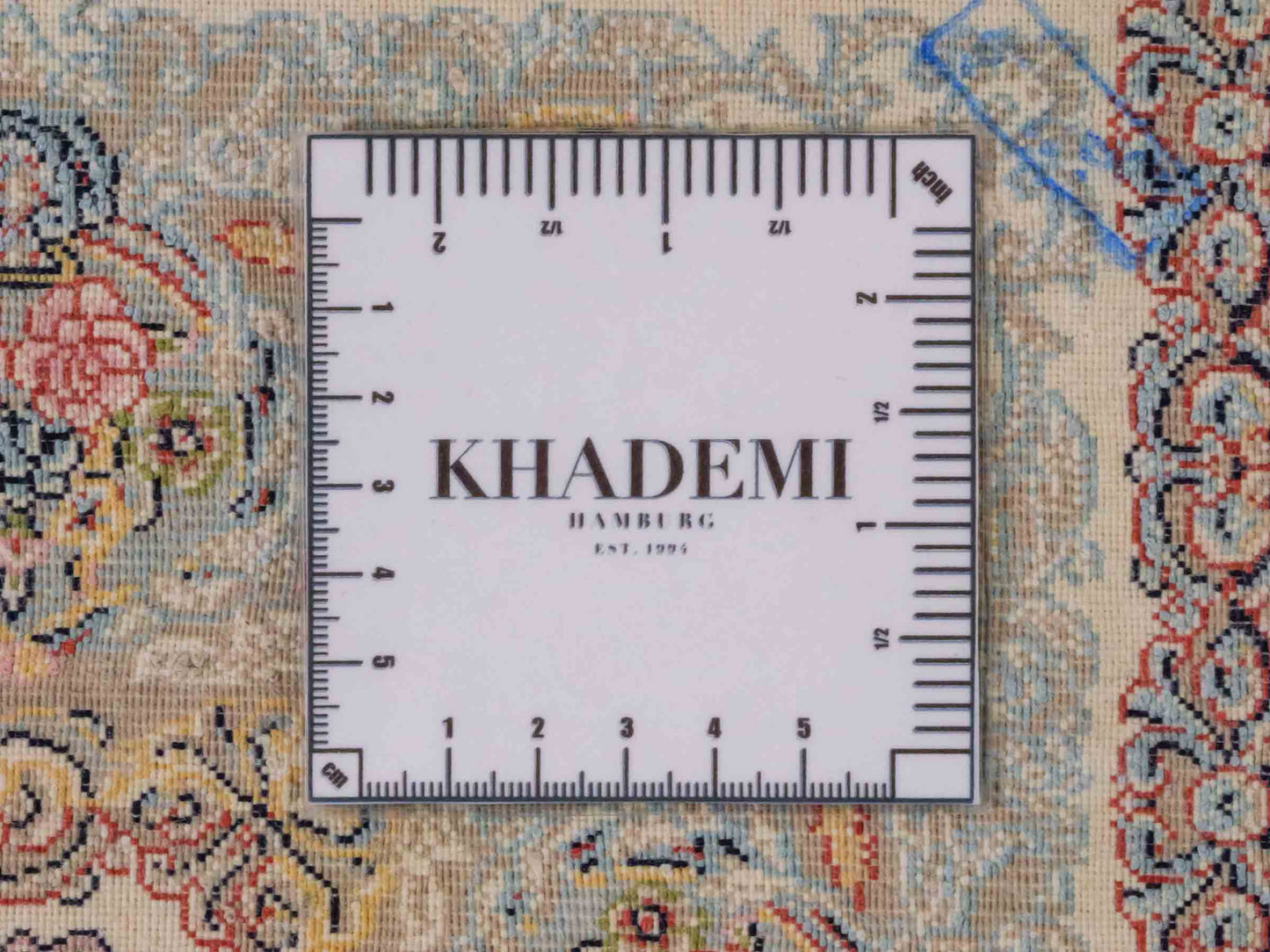 Persischer Läufer-Maschinenteppich von Khademi aus Acryl, creme, Täbriz-Medaillon-Design, Größe: 400 x 100 cm. Made in Iran. Teppichnummer: KB4-1836. Verkauf durch Jupiter Intl.