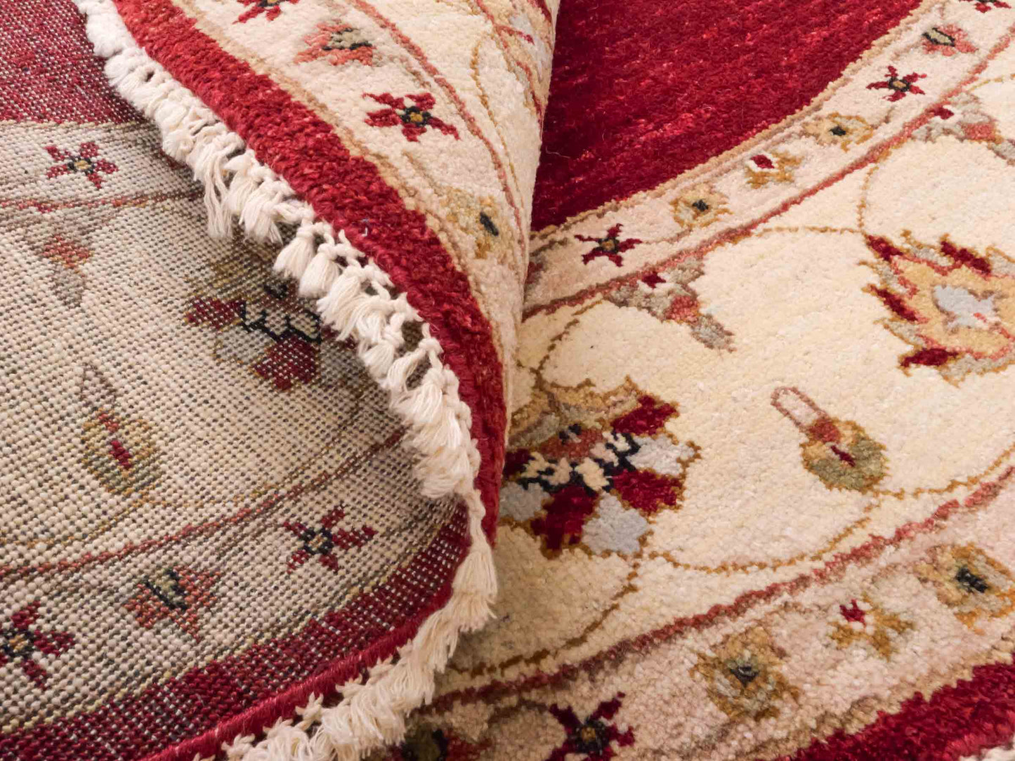 Runder, handgeknüpfter Ziegler Farahan Orientteppich von Khademi aus Wolle, rot, beige. Klassisch-traditionell von Hand geknüpft in Afghanistan. Größe: 150 cm x 150 cm. Teppichnummer: SB3-1135 | Jupiter Intl.