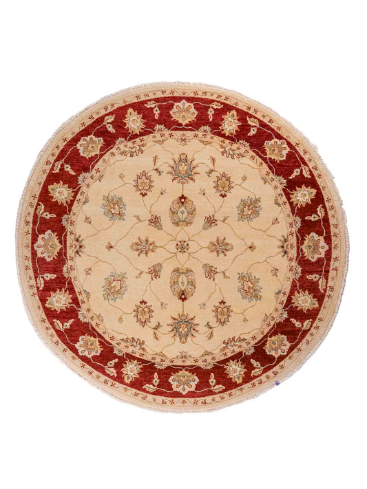 Runder, handgeknüpfter Ziegler Farahan Orientteppich von Khademi aus Wolle, beige, gold, rot. Klassisches Allover-Design. Traditionell von Hand geknüpft in Afghanistan. Größe: 185 cm x 185 cm. Teppichnummer: SB3-1120 | Jupiter Intl.