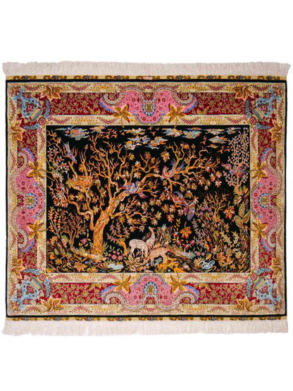 Sehr feiner, handgeknüpfter Khademi Ghom Orientteppich aus Seide, schwarz, rot, pink, blau. 124x110 cm. Vertrieb durch Jupiter Intl.