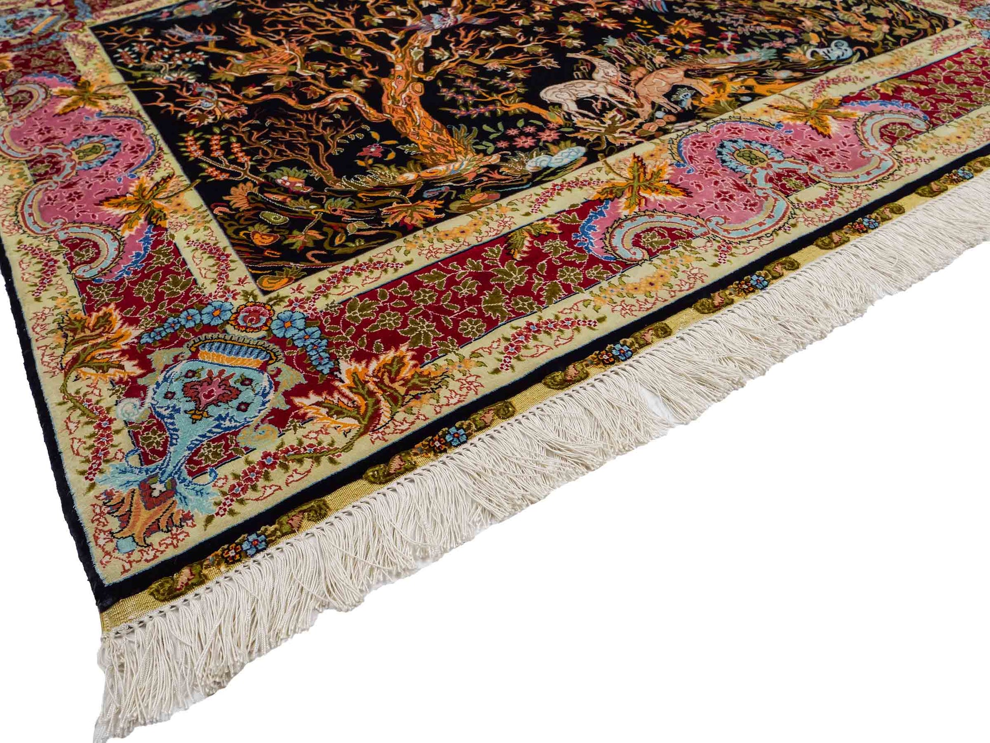 Sehr feiner, handgeknüpfter Khademi Ghom Orientteppich aus Seide, schwarz, rot, pink, blau. 124x110 cm. Vertrieb durch Jupiter Intl.