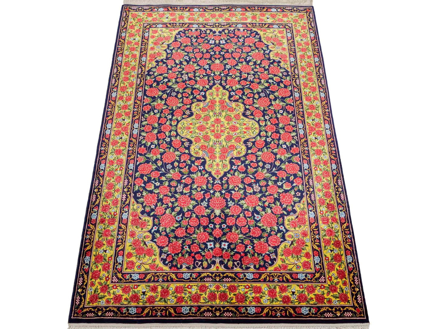 Sehr feiner, handgeknüpfter Khademi Orientteppich mit Ghom Design aus reiner Seide, blau, gelb, rot. 124x78 cm. Vertrieb durch Jupiter Intl.