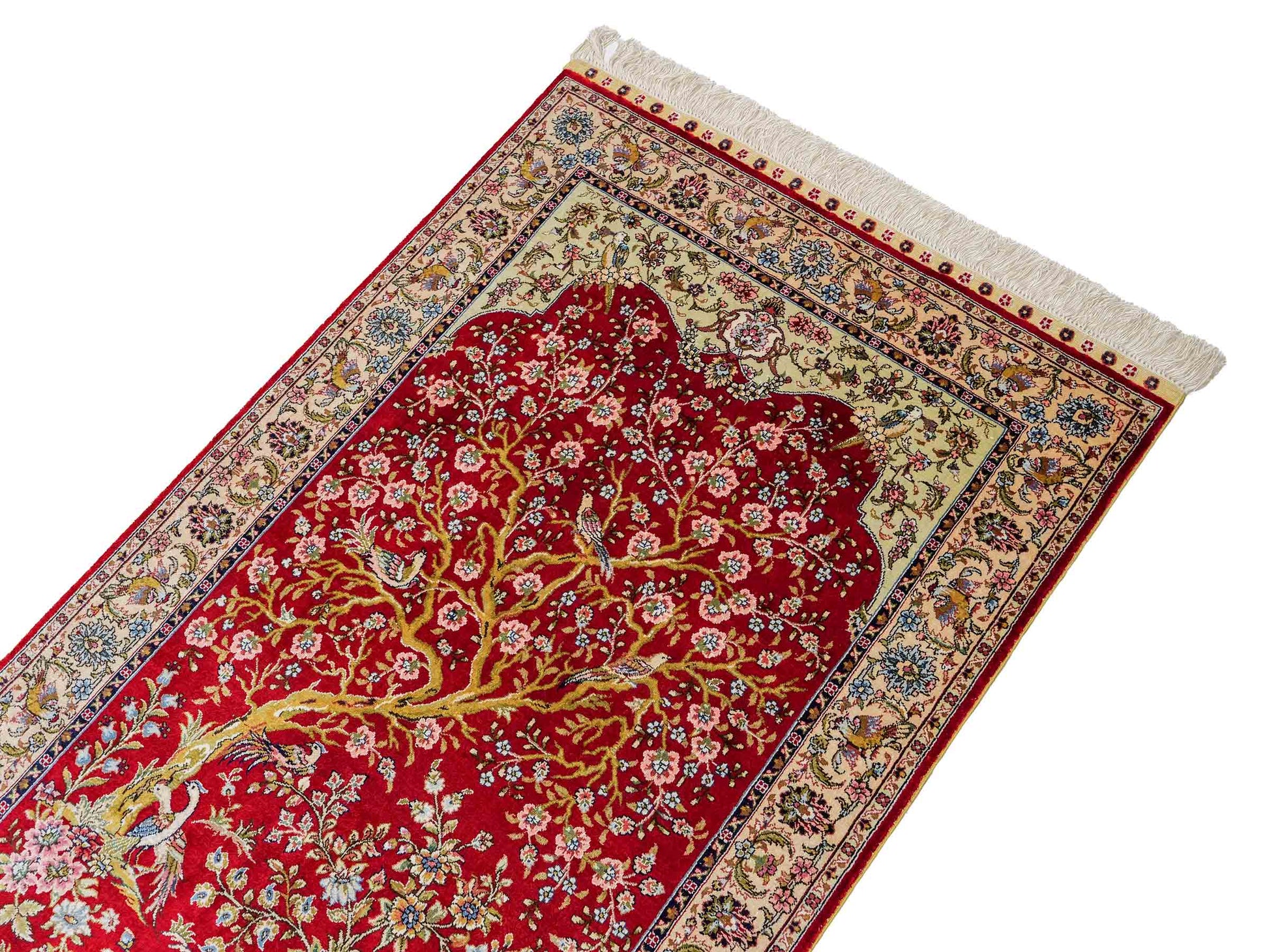 Sehr feiner, handgeknüpfter Khademi Orientteppich mit Ghom Design aus reiner Seide, rot, creme. 124x79 cm. Vertrieb durch Jupiter Intl.