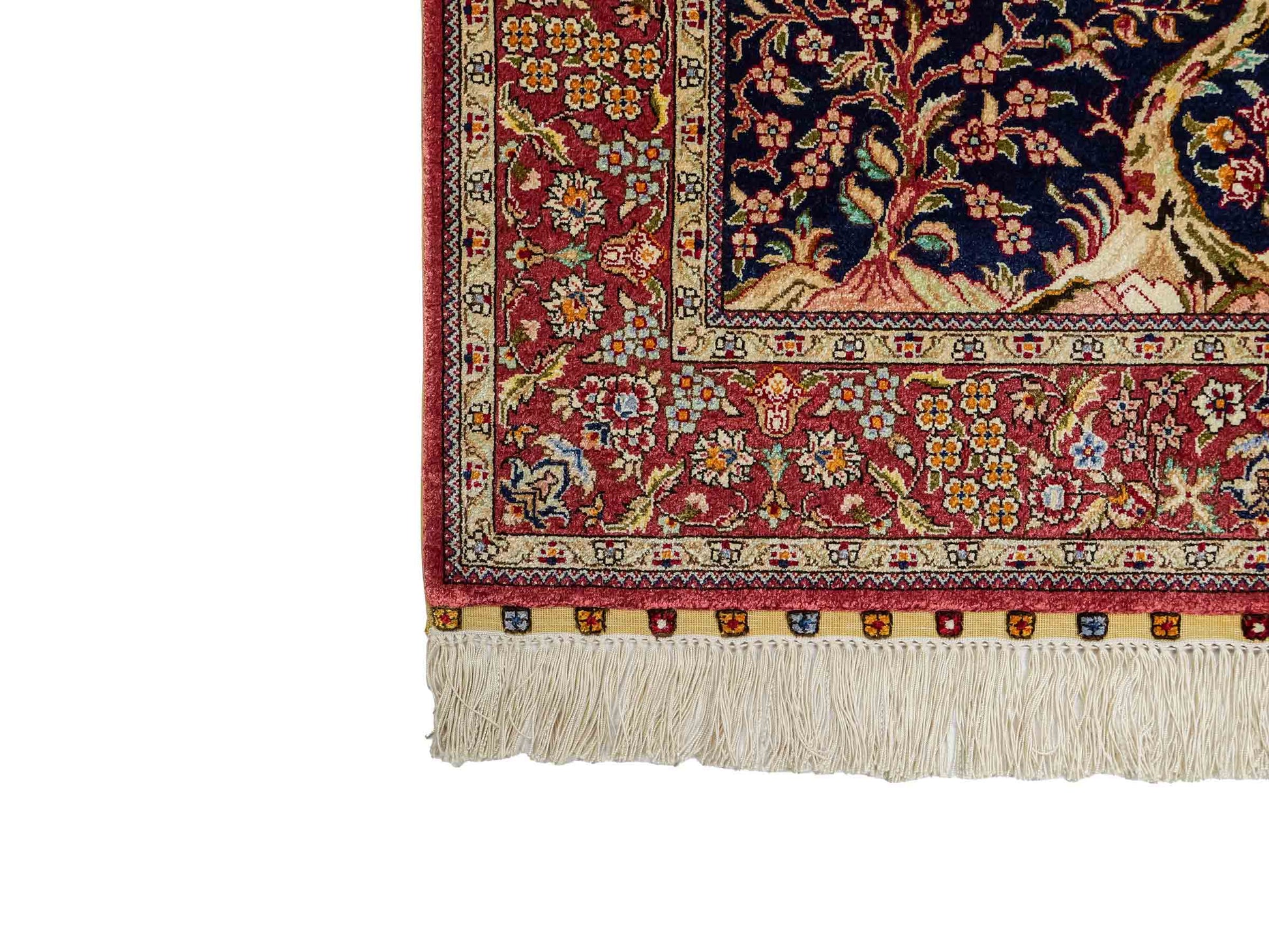 Sehr feiner, handgeknüpfter Khademi Orientteppich mit Ghom Design aus reiner Seide, blau, rot. 124x79 cm. Vertrieb durch Jupiter Intl.