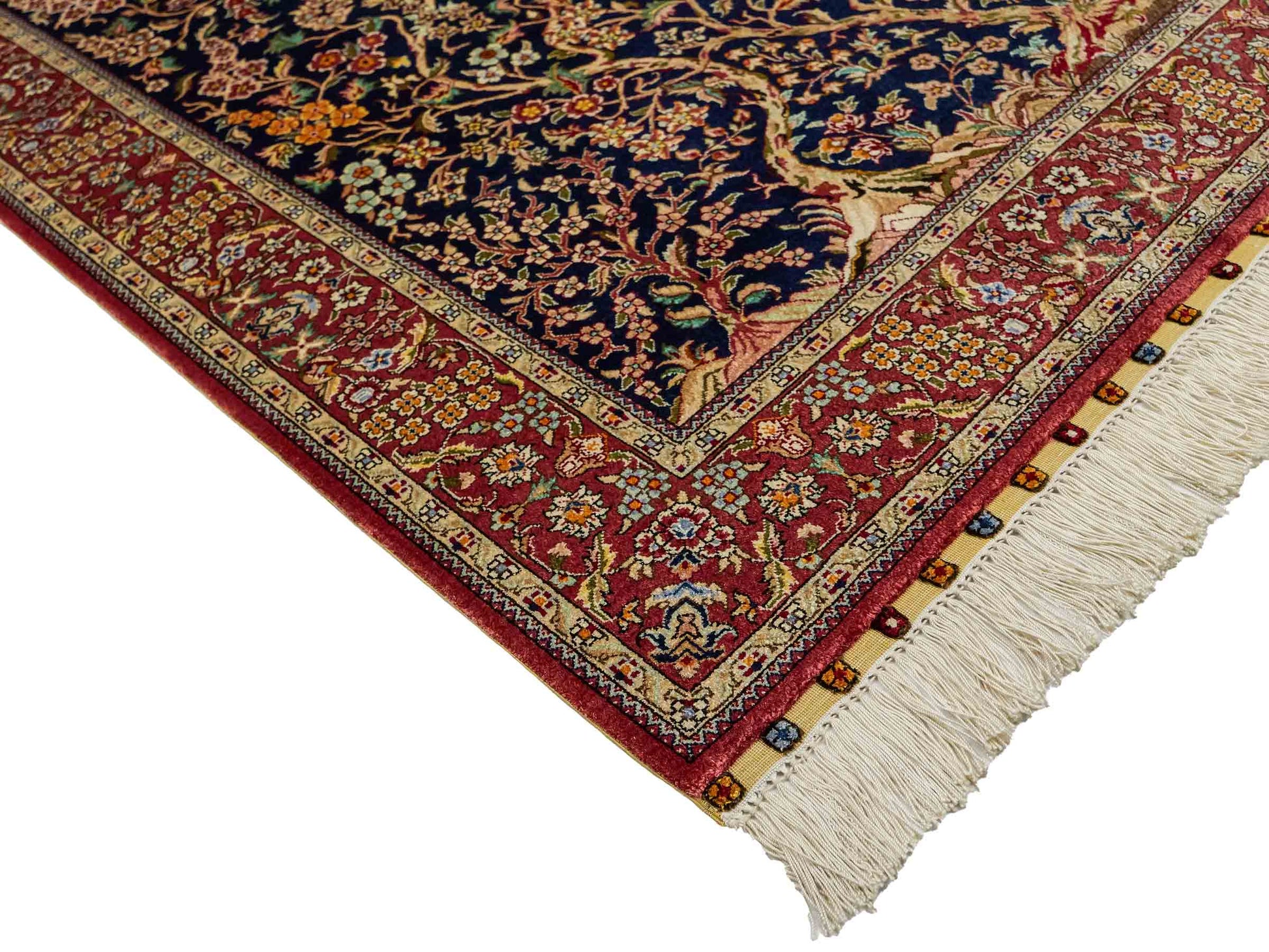 Sehr feiner, handgeknüpfter Khademi Orientteppich mit Ghom Design aus reiner Seide, blau, rot. 124x79 cm. Vertrieb durch Jupiter Intl.