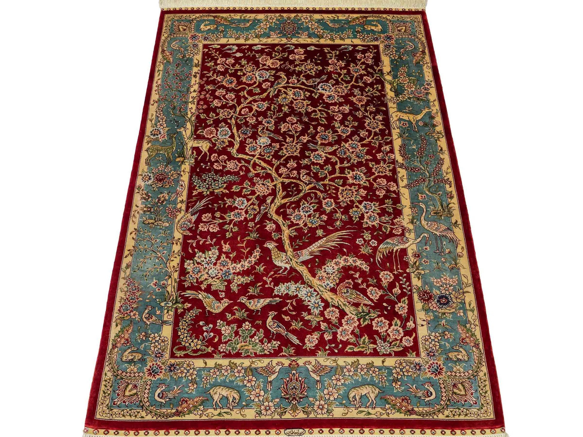 Sehr feiner, handgeknüpfter Khademi Orientteppich mit Ghom Design aus reiner Seide, rot, blau, creme. 124x79 cm. Vertrieb durch Jupiter Intl.