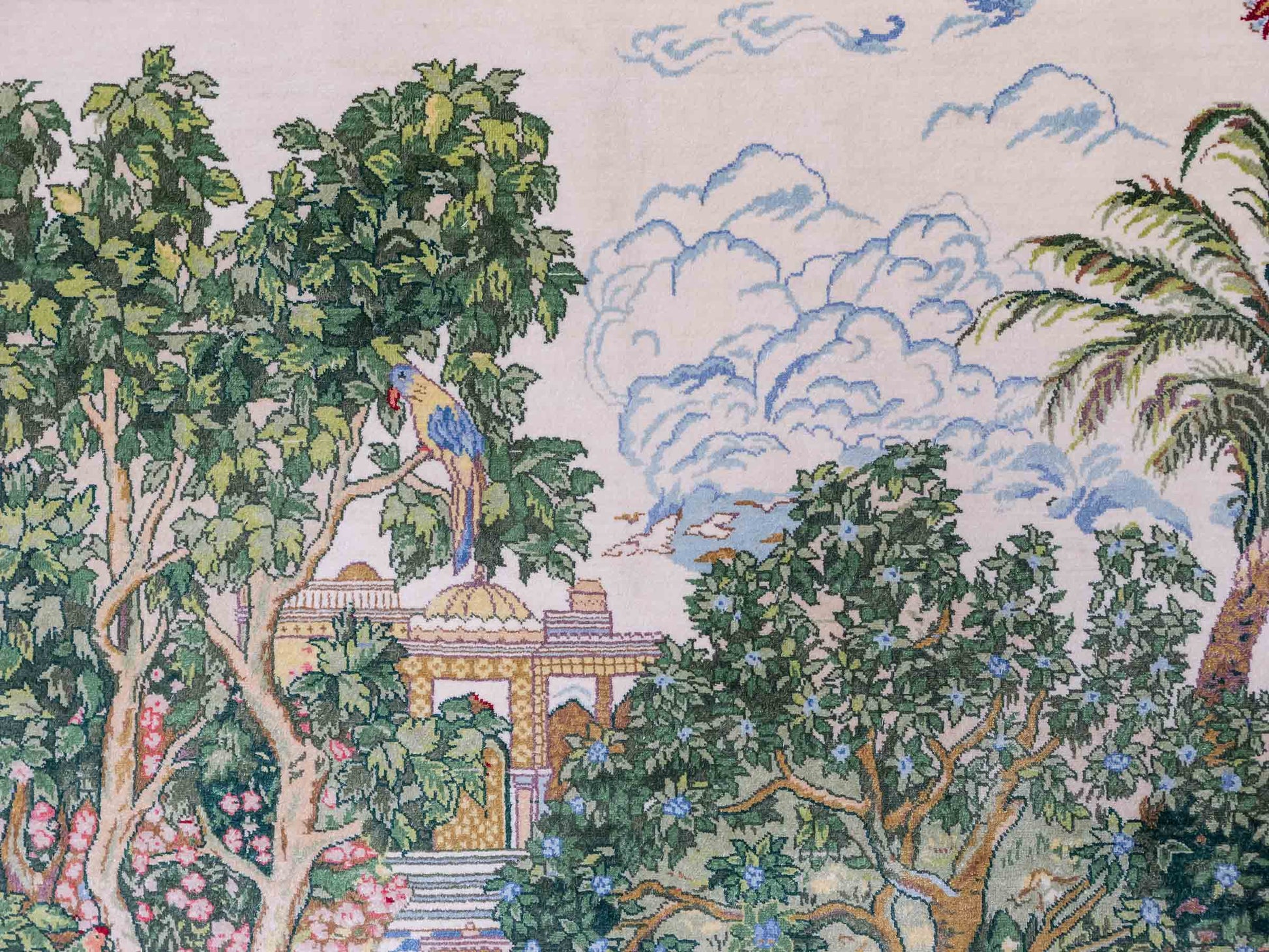 Sehr feiner, handgeknüpfter Khademi Ghom Orientteppich aus Seide, grün. 139x95 cm. Vertrieb durch Jupiter Intl.Sehr feiner, handgeknüpfter Khademi Ghom Orientteppich aus Seide, grün. 139x95 cm. Vertrieb durch Jupiter Intl.