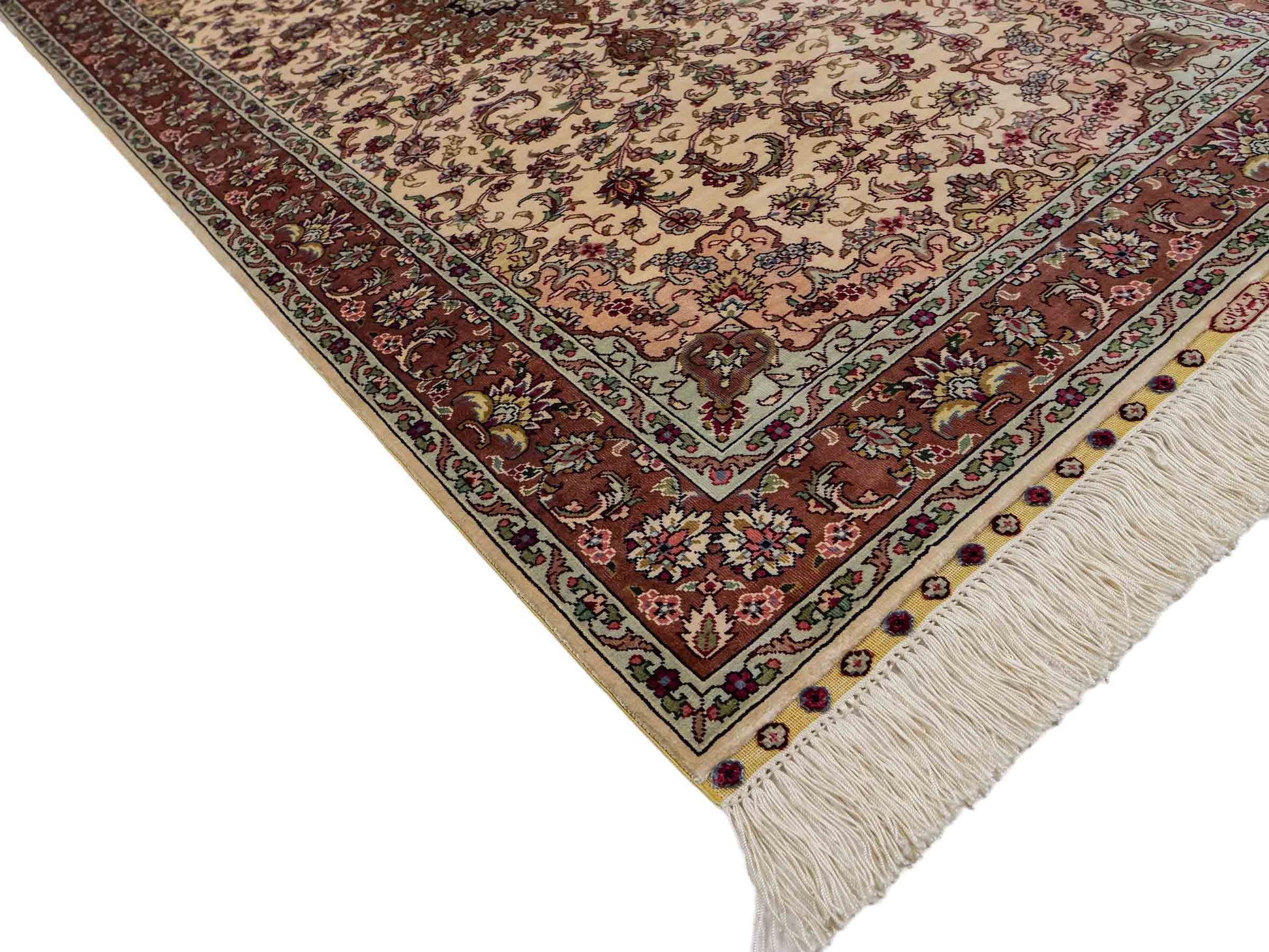 Sehr feiner, handgeknüpfter Khademi Läufer Orientteppich mit Ghom Design aus reiner Seide, creme, rosa. 140x71 cm. Vertrieb durch Jupiter Intl.