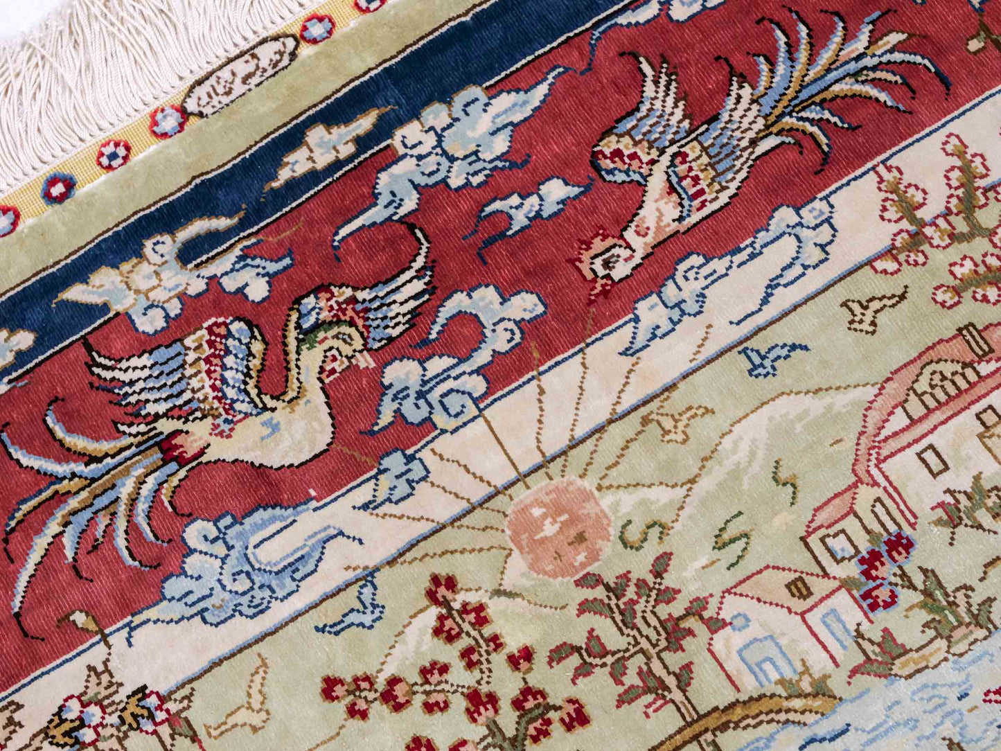 Sehr feiner, handgeknüpfter, chinesischer Ghom Orientteppich aus Seide, creme, rosa, blau. 140x93 cm. Verkauf durch Jupiter Intl.