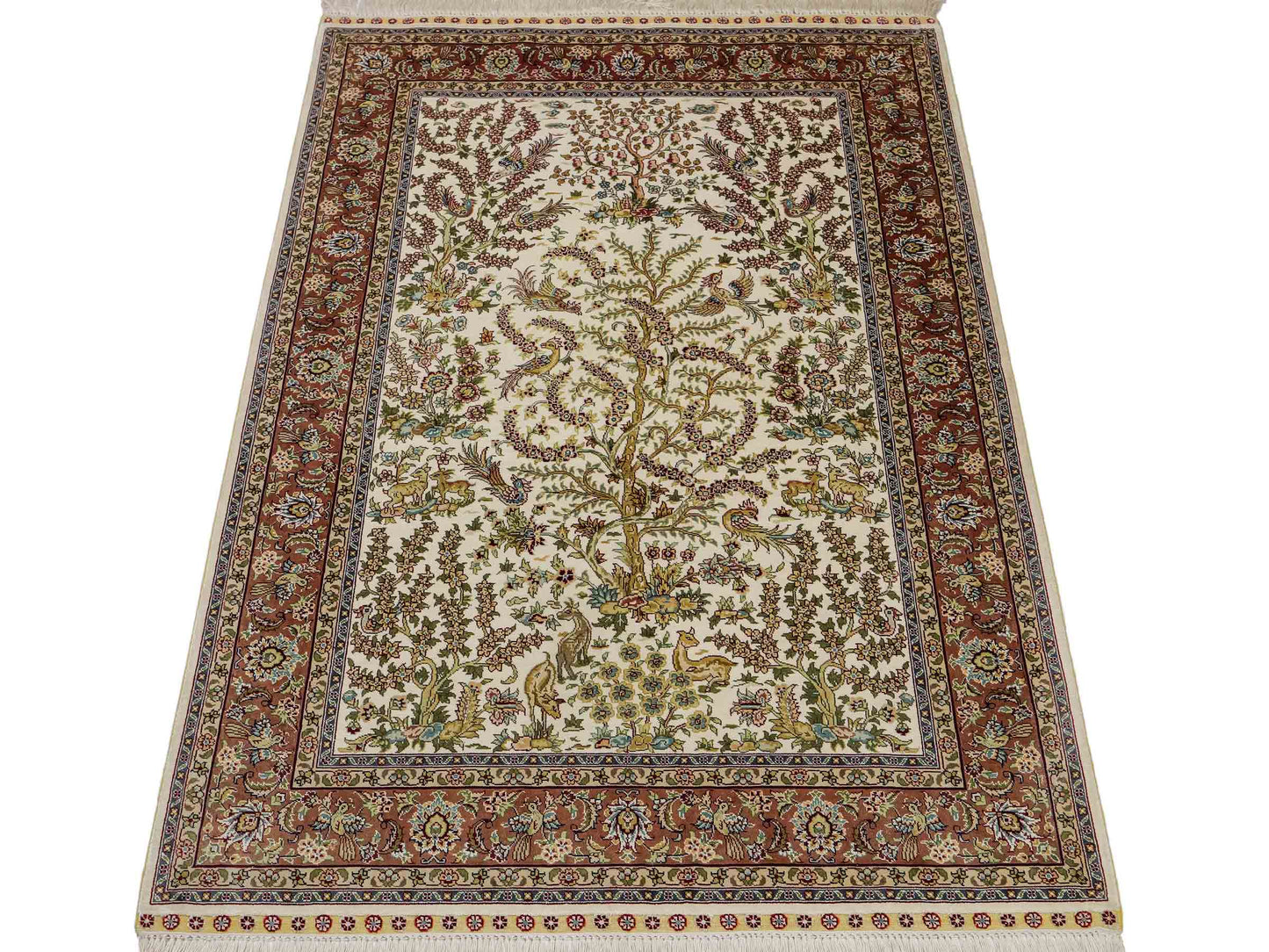 Sehr feiner, handgeknüpfter Khademi Orientteppich mit Ghom  Design aus reiner Seide, creme, weiß, rosa. 140x95 cm. Vertrieb durch Jupiter Intl.