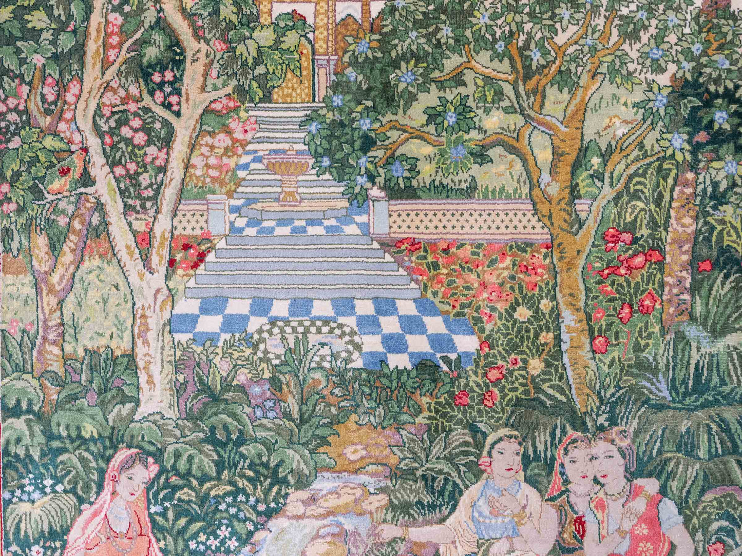 Sehr feiner, handgeknüpfter Khademi Ghom Orientteppich aus Seide, grün. 140x95 cm. Vertrieb durch Jupiter Intl.
