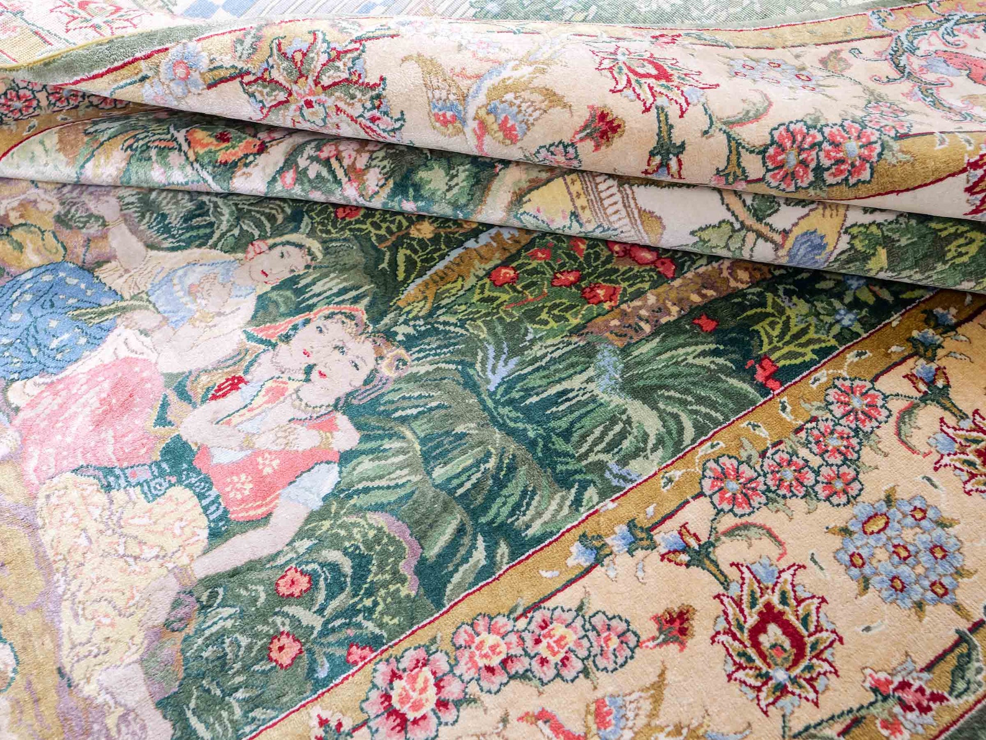 Sehr feiner, handgeknüpfter Khademi Ghom Orientteppich aus Seide, grün. 140x95 cm. Vertrieb durch Jupiter Intl.