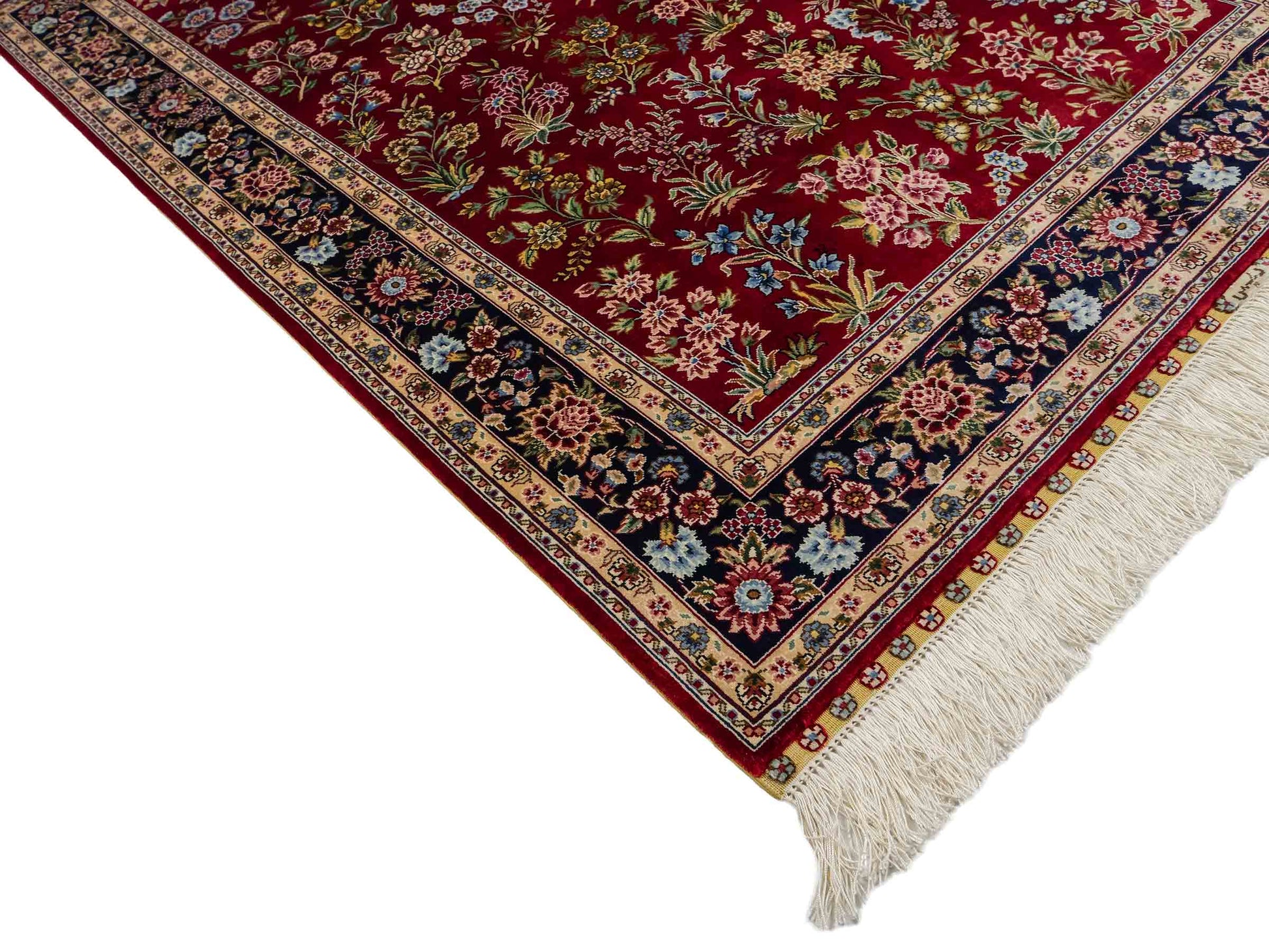 Sehr feiner, handgeknüpfter Khademi Orientteppich mit Ghom Design aus reiner Seide, rot, blau. 143x94 cm. Vertrieb durch Jupiter Intl.