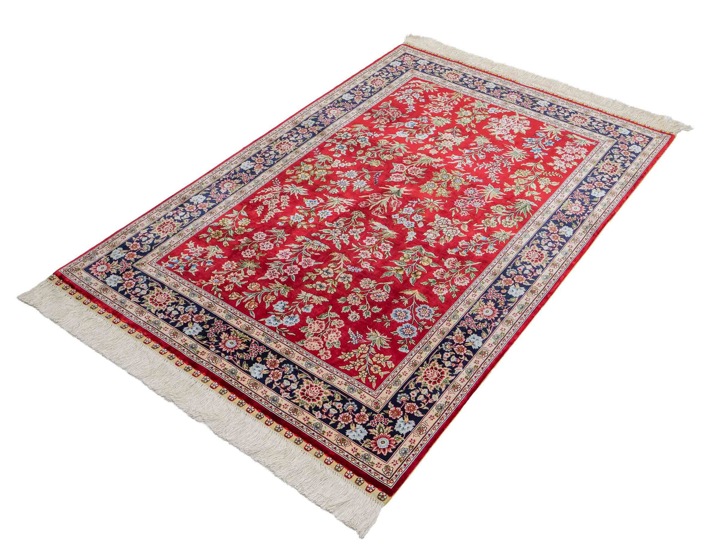 Sehr feiner, handgeknüpfter Khademi Orientteppich mit Ghom Design aus reiner Seide, rot, blau. 143x94 cm. Vertrieb durch Jupiter Intl.