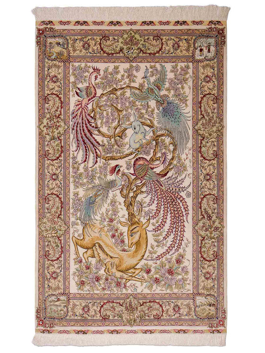 Sehr feiner, handgeknüpfter Khademi Orientteppich mit Ghom Design aus Seide, creme, weiß. 143x94 cm. Vertrieb durch Jupiter Intl.
