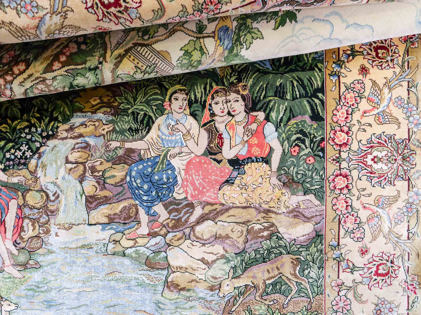Sehr feiner, handgeknüpfter Khademi Ghom Orientteppich aus Seide, grün. 143x94 cm. Vertrieb durch Jupiter Intl.