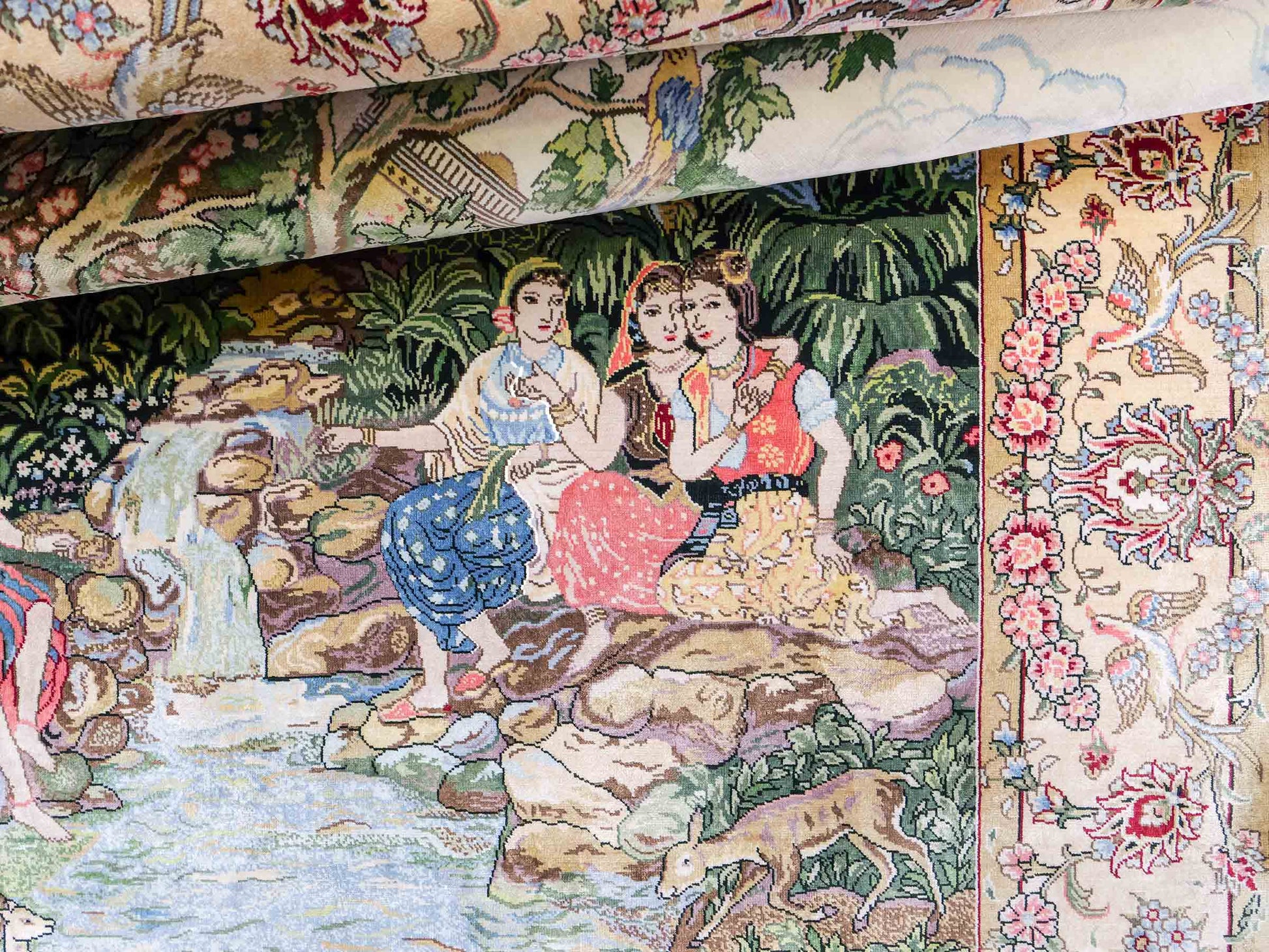 Sehr feiner, handgeknüpfter Khademi Ghom Orientteppich aus Seide, grün. 143x94 cm. Vertrieb durch Jupiter Intl.