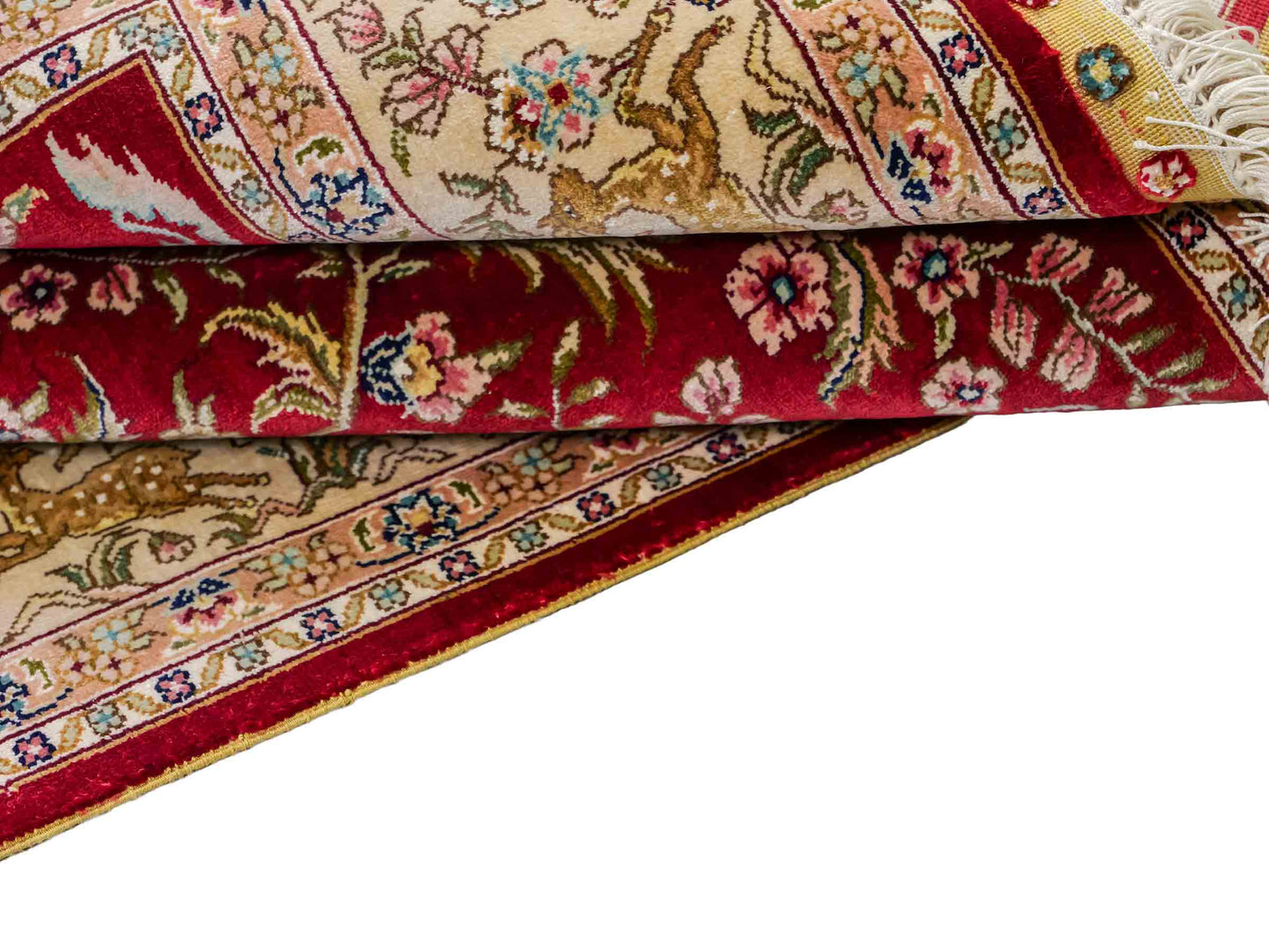 Sehr feiner, handgeknüpfter Khademi Orientteppich mit Ghom Design aus reiner Seide, rot, beige, creme. 153x95 cm. Vertrieb durch Jupiter Intl.